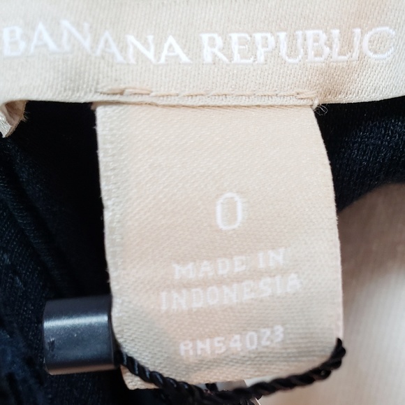 Banana Republic Black Dress Size: 0 NWT - Picture 2 of 4
